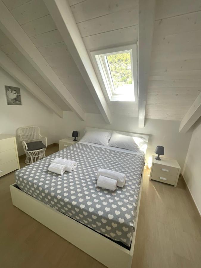 A Casa Di Laura Finale Ligure Apartment ภายนอก รูปภาพ